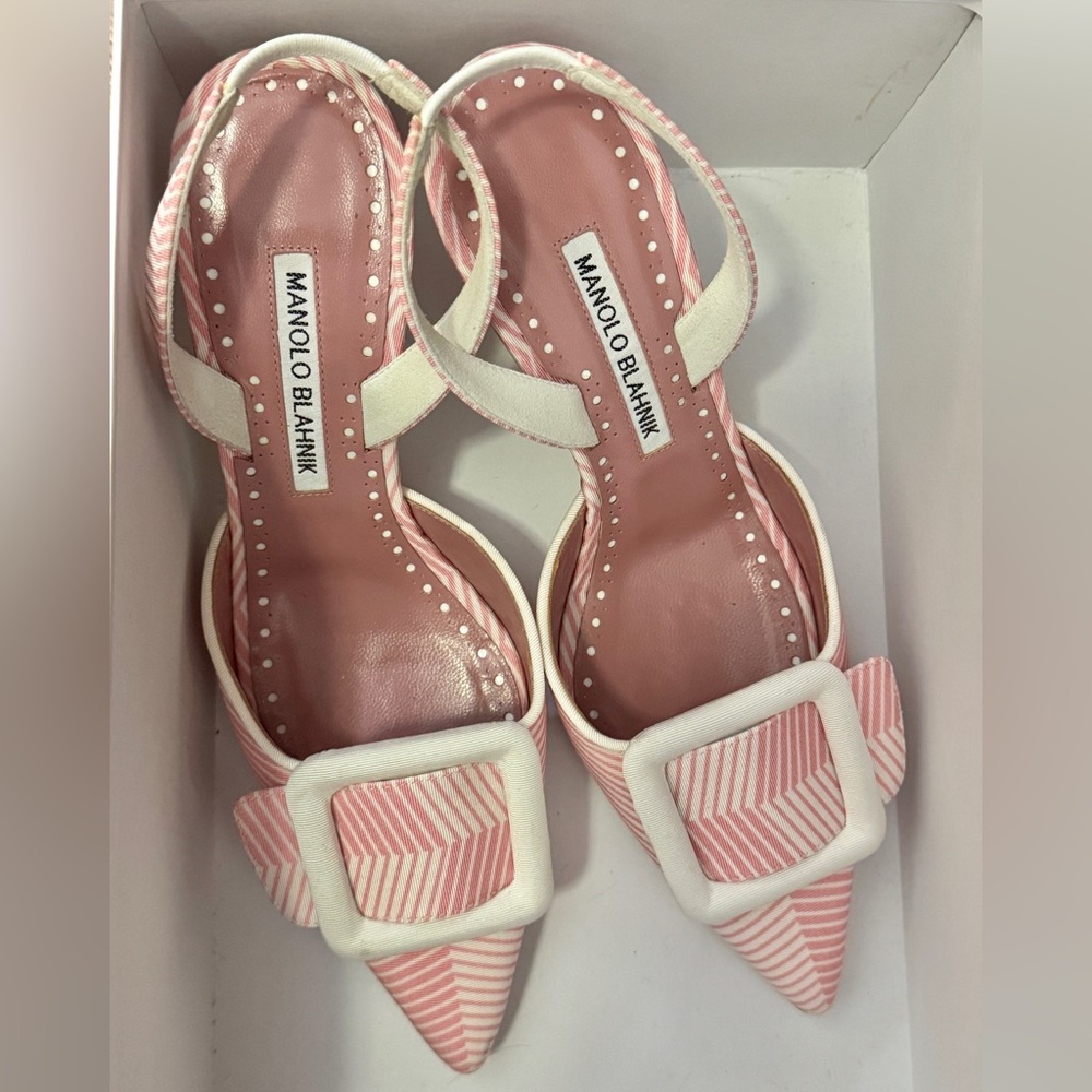 NWT Manolo Blahnik Mayslibi Pink Slingback Heels